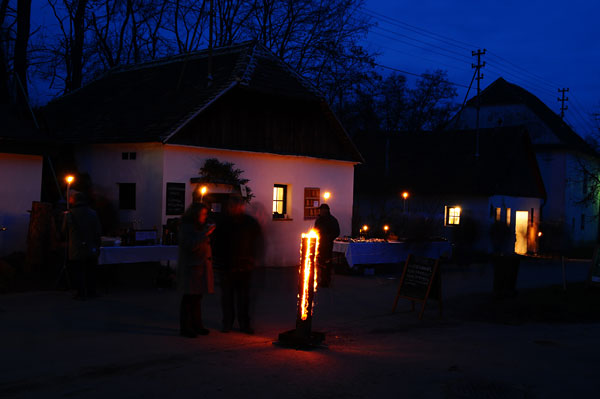 Kellergasse Presshaus mit Fackel